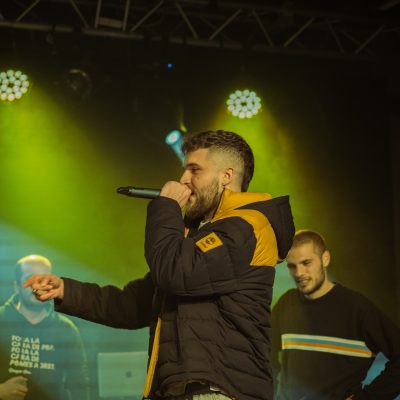 Fotografia d'un dels participants a la competició de rap Catalunya Freestyle